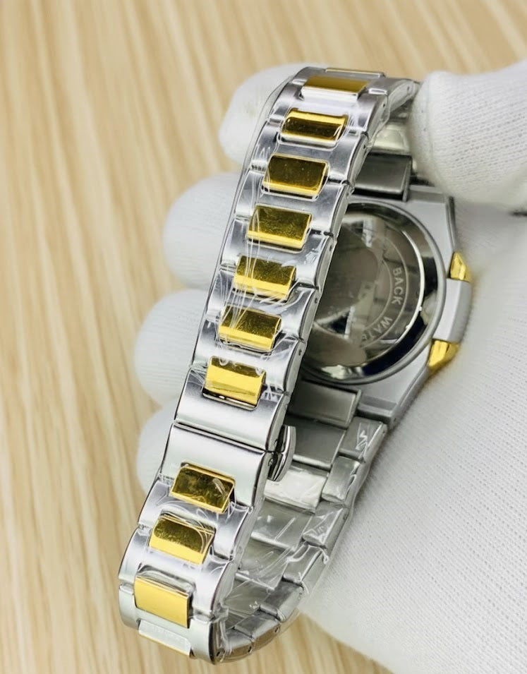 Nautilus Model | Two Tone Black