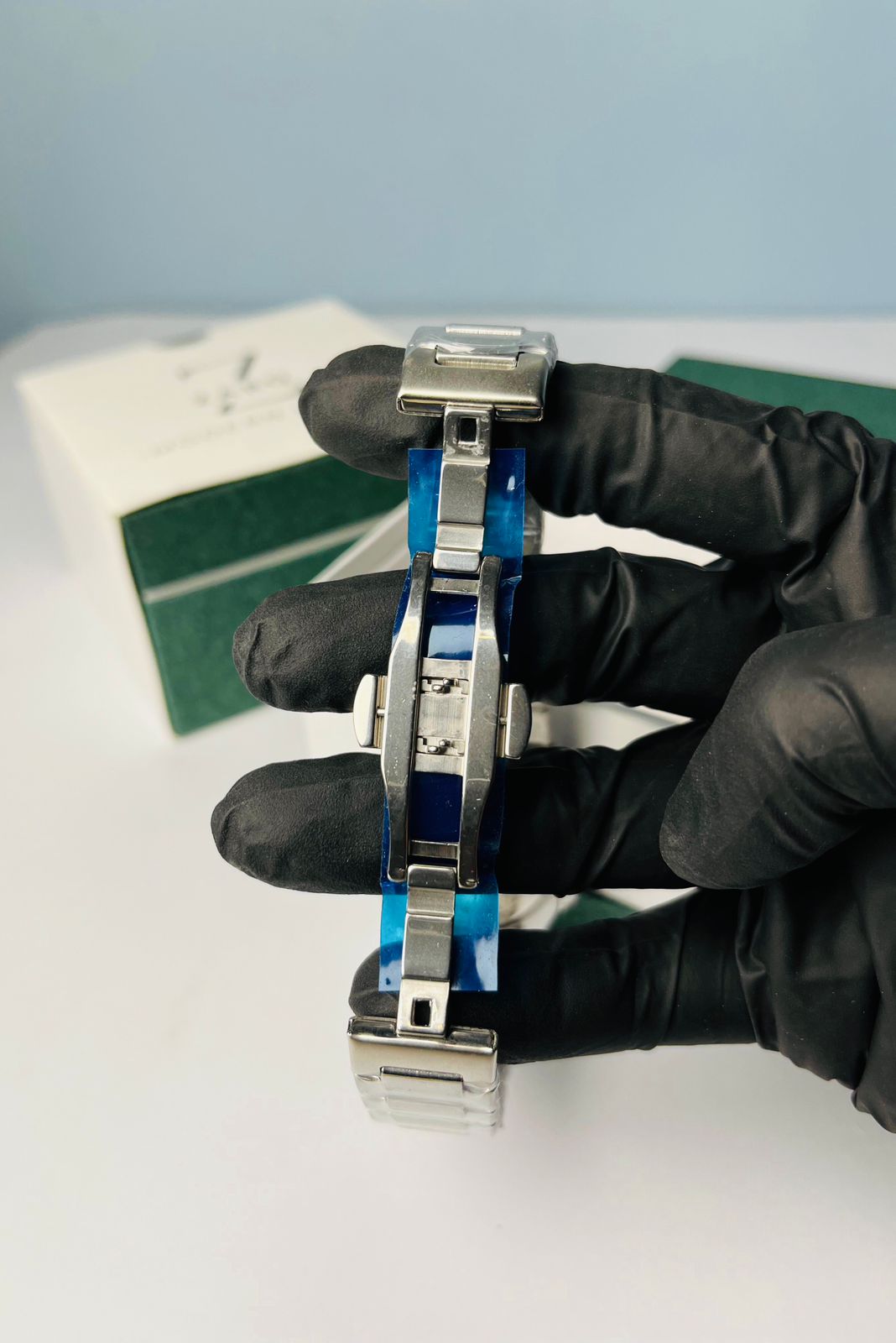 Nautilus Model | Silver Black